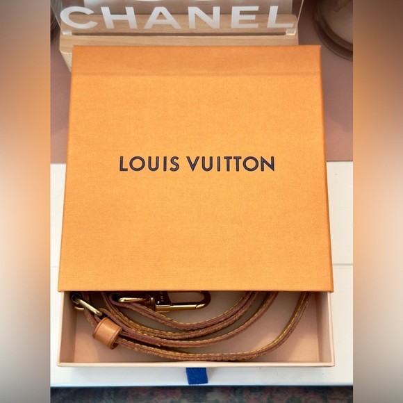 Louis Vuitton Keepall Bandolier Bag Strap - Picture 5 of 5